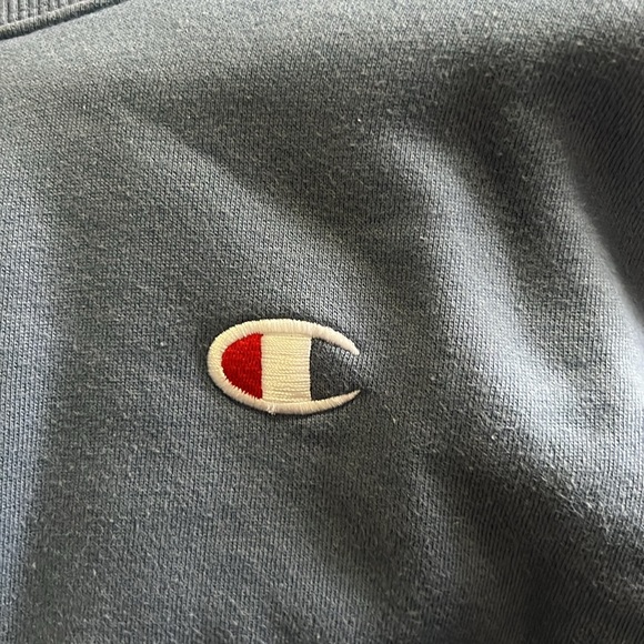 Extra cropped Champion sweater - Picture 4 of 4